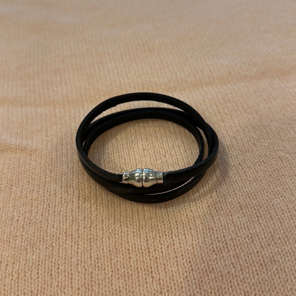 Leather and silver bracelet